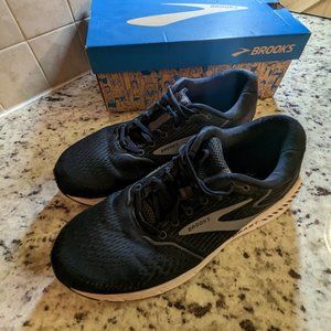 Brooks Beast '20 Men's Running Shoe Black Size 11